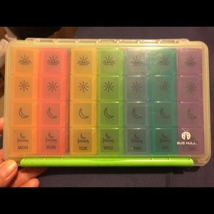 Bug Hull Large Pill Case 4x a day